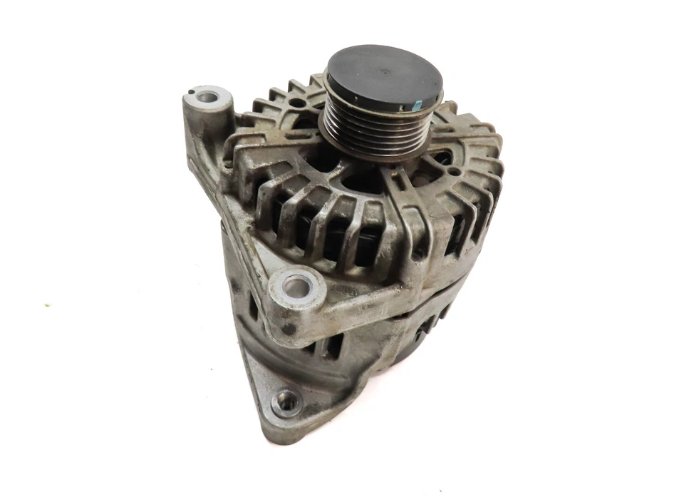 2014-2018 BMW X5 F15 3.0L DIESEL ENGINE MOTOR 220 AMP ALTERNATOR GENERATOR - Image 1 of 4