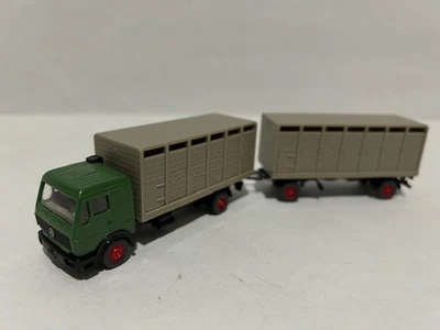 Wiking HO plástico Mercedes ganado y remolque excelente Foto 1 de 2