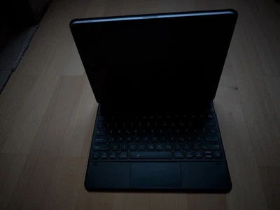 Apple iPad Pro 12.9 Zoll Wi-Fi 256 GB Silber, 6. Generation 2022 - Bild 1 von 4