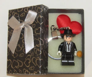 Michael  Singer Keychain & Present Box Handmade custom Keychain - 18 - Picture 1 of 3