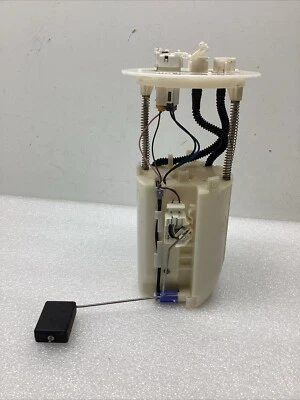 Bomba de combustible Toyota Sequoia Tundra 2010-15 OEM Foto 1 de 4