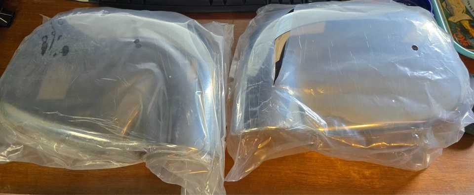 PUTCO, 02-05 Dodge Ram 1500/2500/3500, R & L Door Mirror Covers, Chrome, #402802 - Image 1 of 4