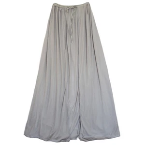 39" Gray Cape ~ HALLOWEEN SUPERHERO, MEDIEVAL, GOTHIC, COSPLAY COSTUME PARTY - Picture 1 of 2