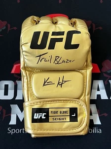 Kevin Holland Autografiado UFC MMA Guante Dorado Completo Automático Trail Blazer PSA ADN Certificado de Autenticidad - Imagen 1 de 2