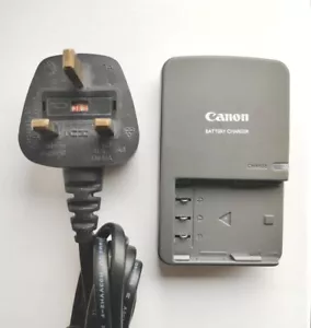 GENUINE CANON 350D 400D CB-2LWE BATTERY CHARGER UK plug . - Picture 1 of 2