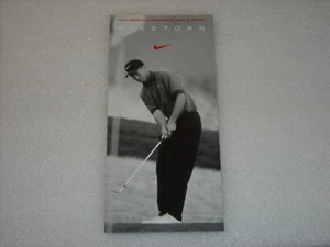 1996 TIGER WOODS NIKETOWN NIKE PROMO ROOKIE CARD UNGRADED & BONUS!!!! - Picture 1 of 7