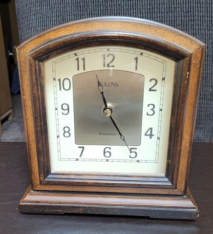 BULOVA Westminster Chime Mantle Clock working perfectly, Model B2131 Clear Chime Cover