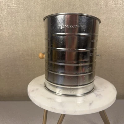 GOOD COOK Tamiz de Harina ALUMINIO 3 TAZAS 750 ML Perilla de Madera  Foto 1 de 4