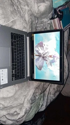 Samsung Plus LTE 12.2" (32GB eMMC, Intel Celeron, 1.50 GHz, 4 GB) Convertible... - Image 1 of 3