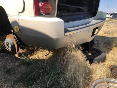 07-14 YUKON Rear Bumper Denali *Chrome Bubbling* - Imagem 1 de 3