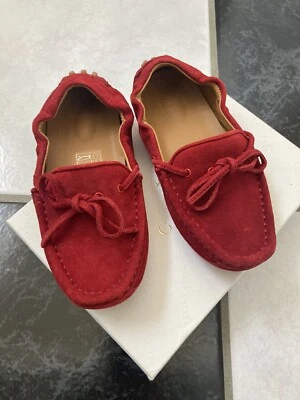 NUEVO EN CAJA 100 % AUTÉNTICO Gucci Niño Pequeño Gamuza Pajarita Mocasín Detalle Web 371804  Foto 1 de 4