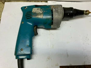 screwgun Makita 6801DVB  Drill Screwdriver 3.5 Amp pre owned free shipping - Picture 1 of 3