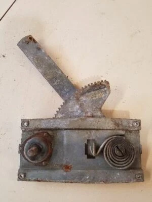 1953 CHRYSLER WINDSOR CLUB COUPE DRIVERS SIDE QUARTER WINDOW REGULATOR - Image 1 of 4