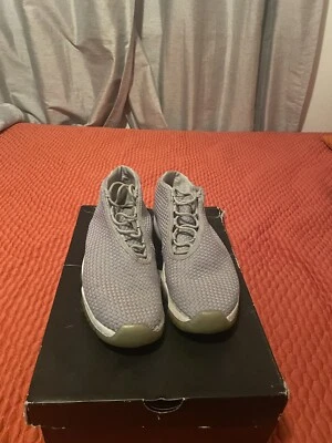 Talla 10 - Jordan Future Wolf Gris Foto 1 de 4