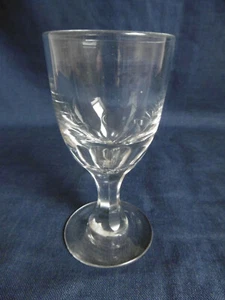 PETIT VERRE ANCIEN DE  BISTROT À APÉRITIF  hauteur 12 cm - Picture 1 of 5