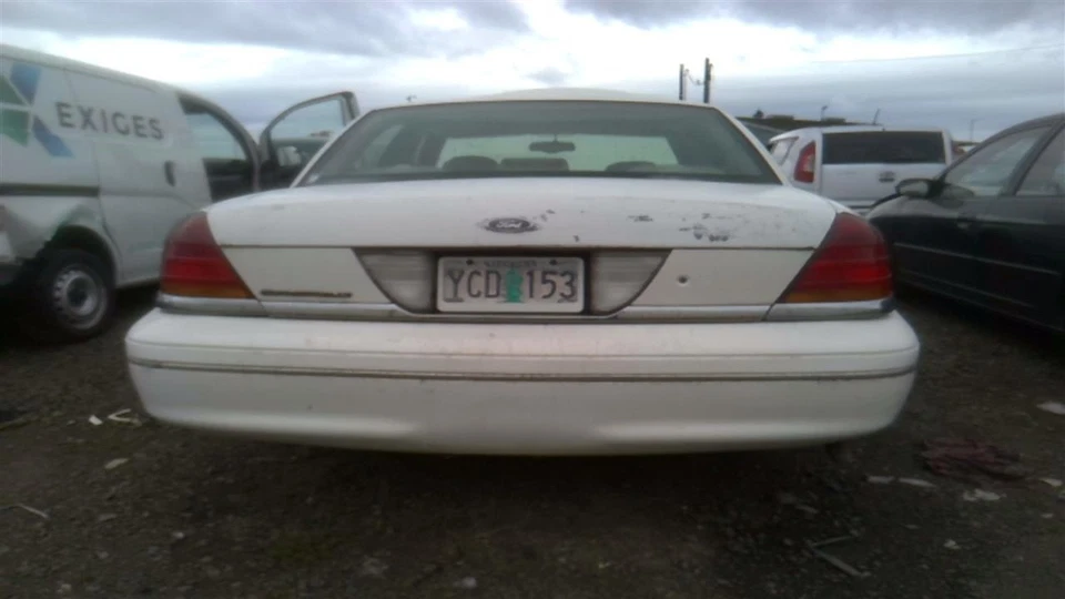 Used Front Right Door Window Regulator Front fits: 2000 Ford Crown victoria elec - Image 1 of 4