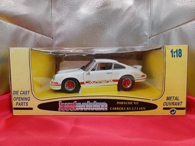 UT model 1/18 Porsche 911GT1 - Image 1 of 4