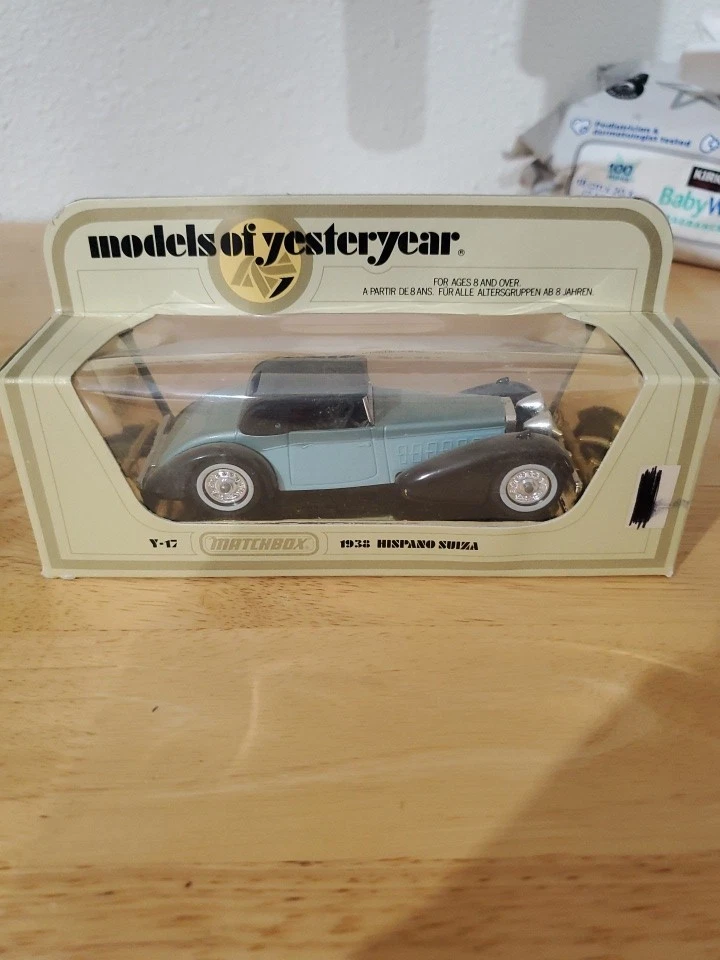 Matchbox Y17 1938 Light Blue HIspano Suiza Mint in Box - Image 1 of 1