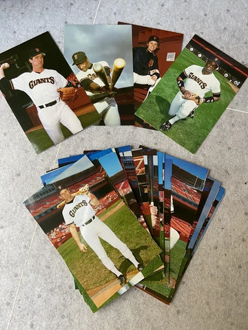 SAN FRANCISCO GIANTS - 1984 Postcard Set (30 Cards) Dusty Baker, Krukow & More Cover