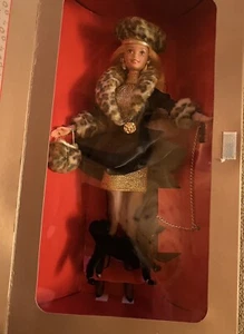 Mattel 1995 Barbie "Spiegel Shopping Chic Barbie" Limited Edition NRFB 14009 - Picture 1 of 6