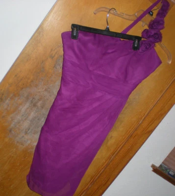 Vestido formal curto roxo magenta escuro Da Vinci - 1 alça tamanho 10 casamento formatura - Imagem 1 de 2