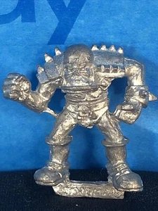 Blood Bowl zweite Ausgabe 2. Ork Lineman #1 Metall OOP Zitadelle Spiele Workshop - Bild 1 von 4
