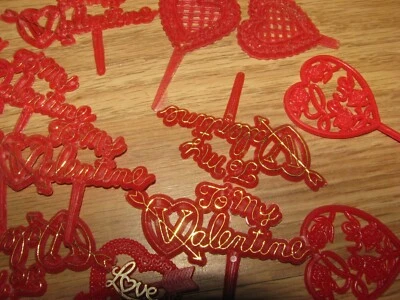 Lot of 19 Vintage Plastic Valentine's Day Cupcake toppers  Picks hearts - Image 1 of 4