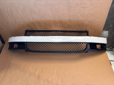 Chevrolet Express GMC Savanna 2500 3500 2018-2024 parrilla delantera OEM NUEVO 84118041 Foto 1 de 4