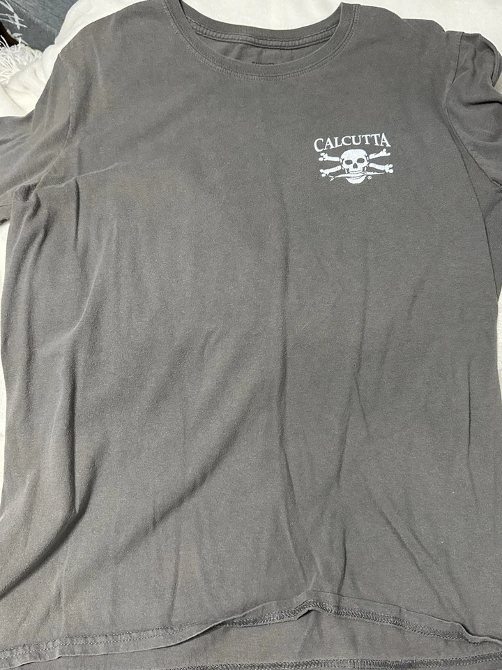 Camiseta Calcuta Para Hombre Manga Corta Gráfico Mediano Calavera y Huesos Cruzados Foto 1 de 4