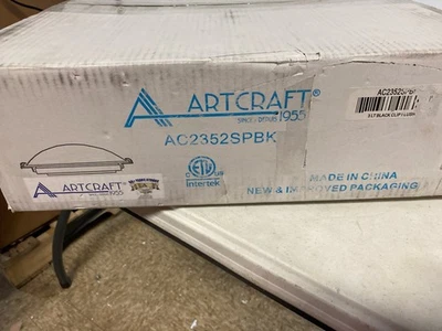 Montaje empotrado Artcraft Lighting AC6660, 15" de ancho, 4,5" de alto, acabado negro Foto 1 de 2