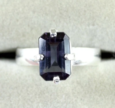 Certificato Naturale Colore Cangiante Zaffiro 5.20 Carato Smeraldo Taglio Gemma - Immagine 1 di 4