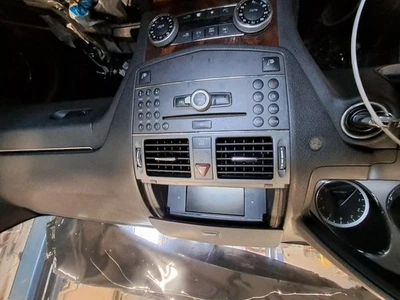 Used Infotainment Display fits: 2010 Mercedes-benz Mercedes c-class 204 Type C30 Foto 1 de 4