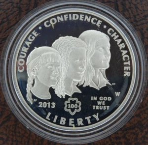 2013-W Girl Scouts Commemorative Proof Silver Dollar US Mint $1 NO BOX - Picture 1 of 2