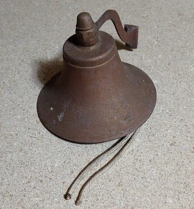 Vintage maritime Messing/Bronze Glocke mit schwerer Patina 5" - Bild 1 von 3