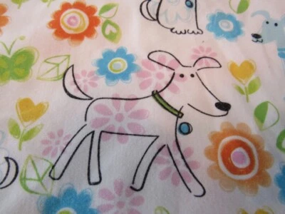 SCRUB TOP  Size XL Dogs Cats Flowers Butterflys Spring  H.Q  Scrub 3 Pockets  - Image 1 of 4