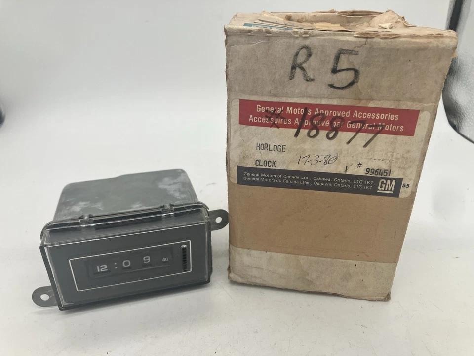 Reloj de tablero digital eléctrico Oldsmobile Delta 88 98 77-79 996451 Foto 1 de 4