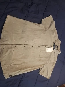 prAna Mens Greenw/dots  Short Sleeve Button Front Standard Fit NWT Shirt Sz M - Picture 1 of 7