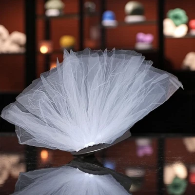 Vale de boda vintage de dos niveles usado una vez 1996 muchas capas Foto 1 de 4