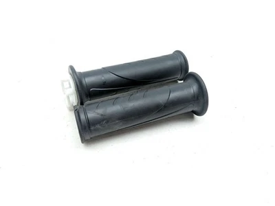 23 tubo de acelerador y empuñaduras Ducati Monster 937 Plus Foto 1 de 4