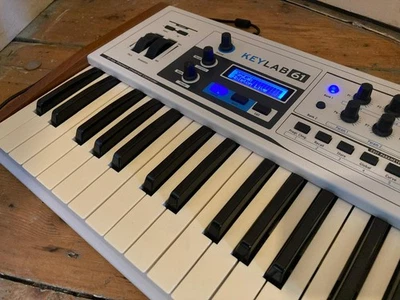 Arturia KeyLab 61 MIDI Controller Keyboard with Knobs Sliders and Beat Pad - Image 1 of 4