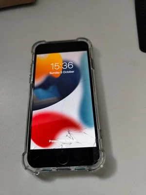 Apple iPhone 7 - 32GB - Black (Unlocked) A1778 (GSM) - Image 1 of 2