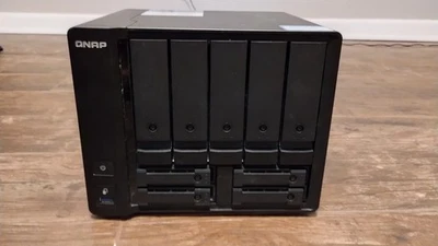 QNAP TS-932PX 9-Bay Nas 16GB Ram - Image 1 of 4