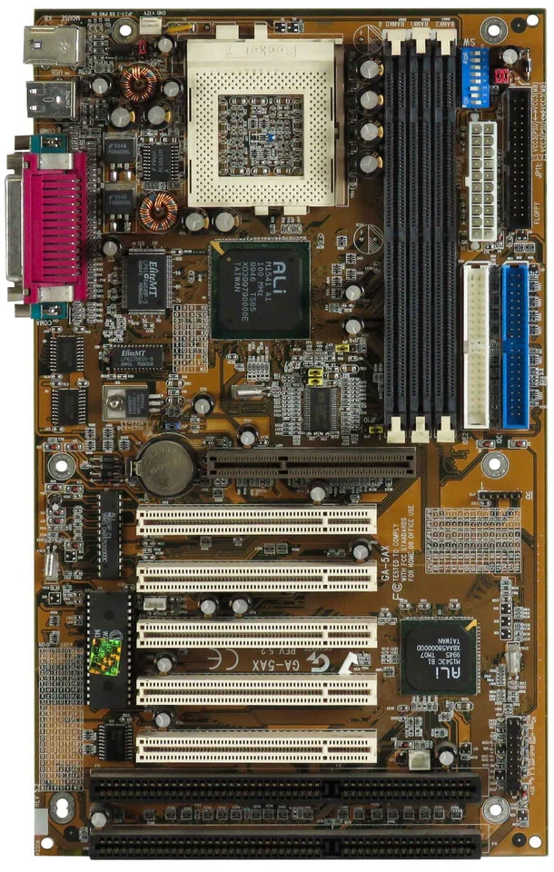 Mainboard Gigabyte GA-5AX Socket 7 SDRAM AGP PCI ISA - Image 1 of 2