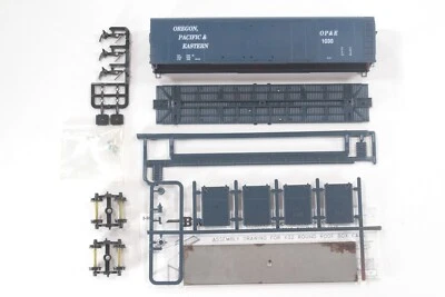 HO Bowser Oregon Pacific and Eastern 50 pés teto redondo porta dupla caixa carro novo kit - Imagem 1 de 4