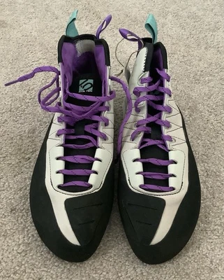 Zapatos de escalada en roca ADIDAS Grandstone 5.10 11 nuevos con etiquetas nuevos para hombre Foto 1 de 4