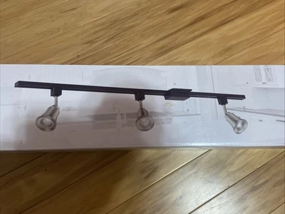 Lithonia Lighting 4' 轨道套件全新 3 光轨道黑色银色口音 — 第 1/4 张图片