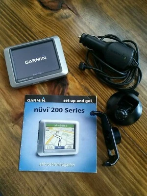 Garmin nüvi® 200 3.5-Inch Portable GPS Navigator - Image 1 of 4