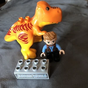 LEGO DUPLO T. rex Orange Dinosaur Jurassic Park Owen Grady Minifigure 10880 - Picture 1 of 7