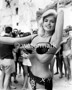 Classic Jayne Mansfield 1950s Pin-Up Actress 8x10 Print - Picture 1 of 1