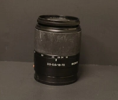 (RI1) Sony SAL SAL-1870 18-70mm f/3.5-5.6 DT Lens - Image 1 of 3